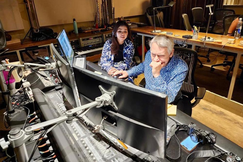 Camtrax Music by Meas Soksophea